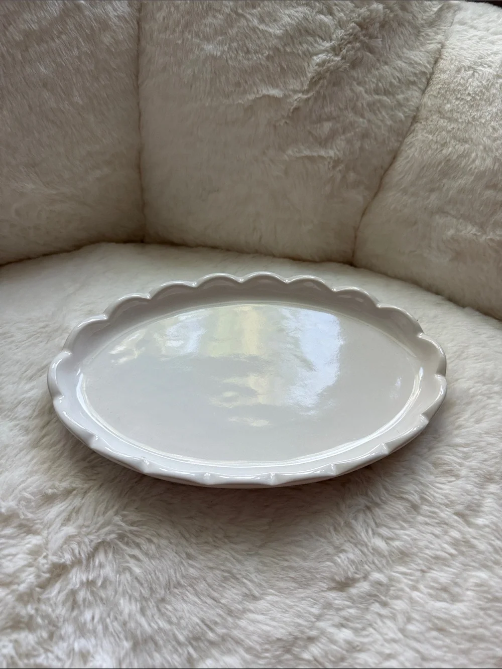 Scalloped Ceramic Tray white ivory bath tray
